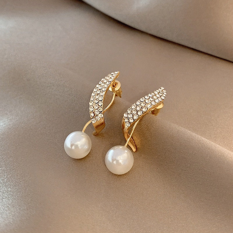 Vintage Zircon Stud Earrings | Zircon Stud Earrings | WHITE PEARL