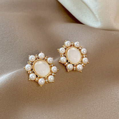 Vintage Zircon Stud Earrings | Zircon Stud Earrings | WHITE PEARL